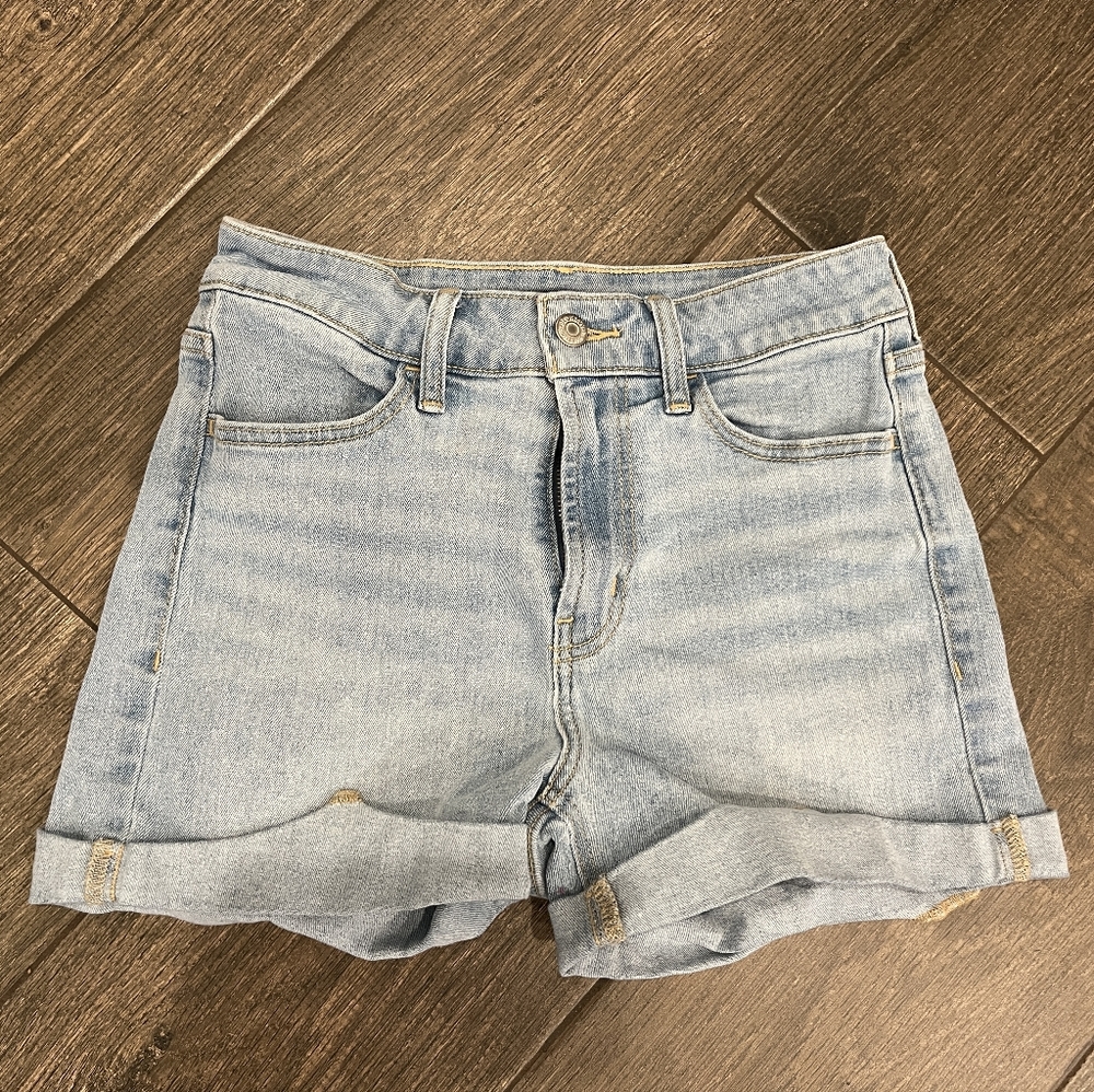 Old Navy Light Wash Jean Shorts